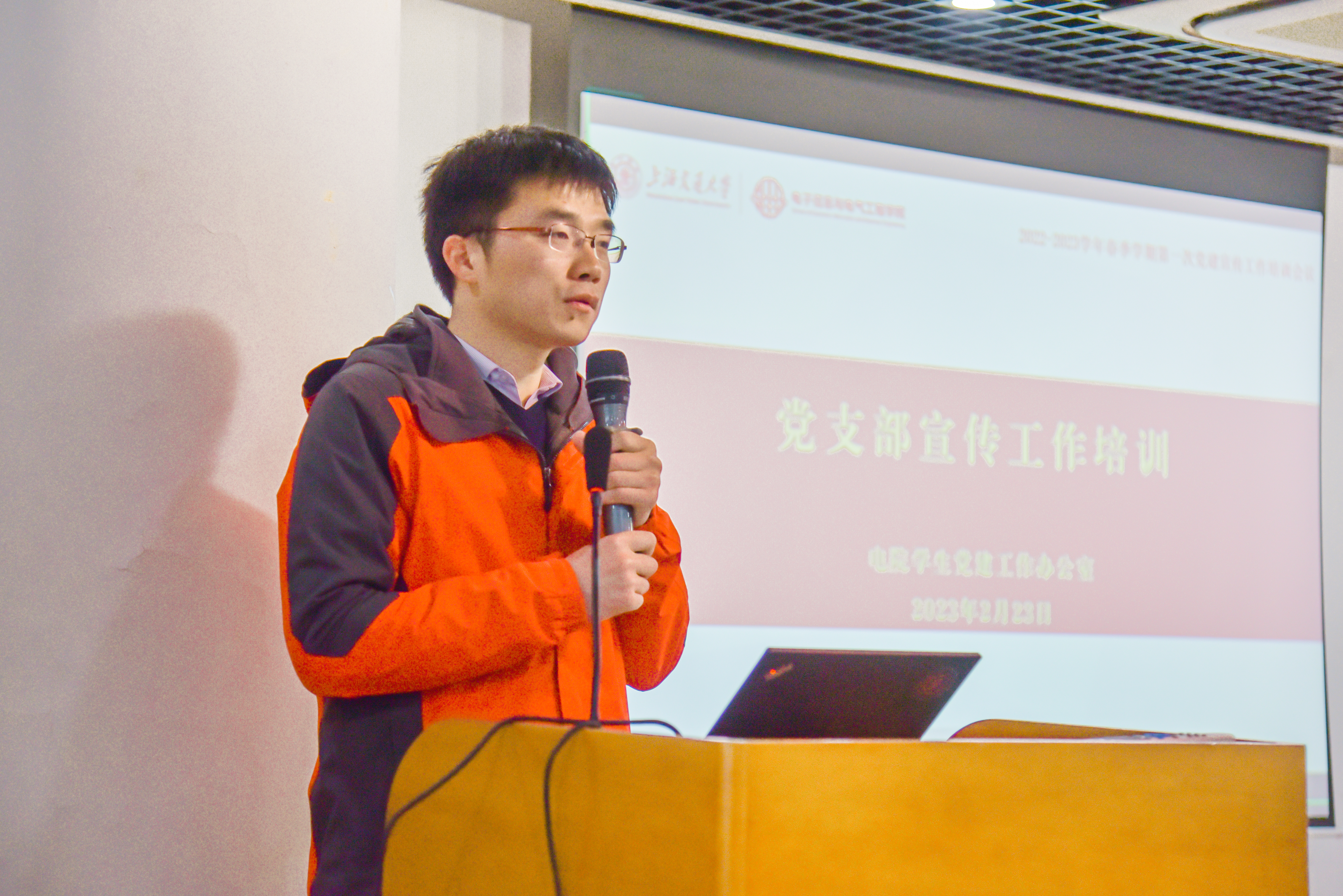 图9.jpg