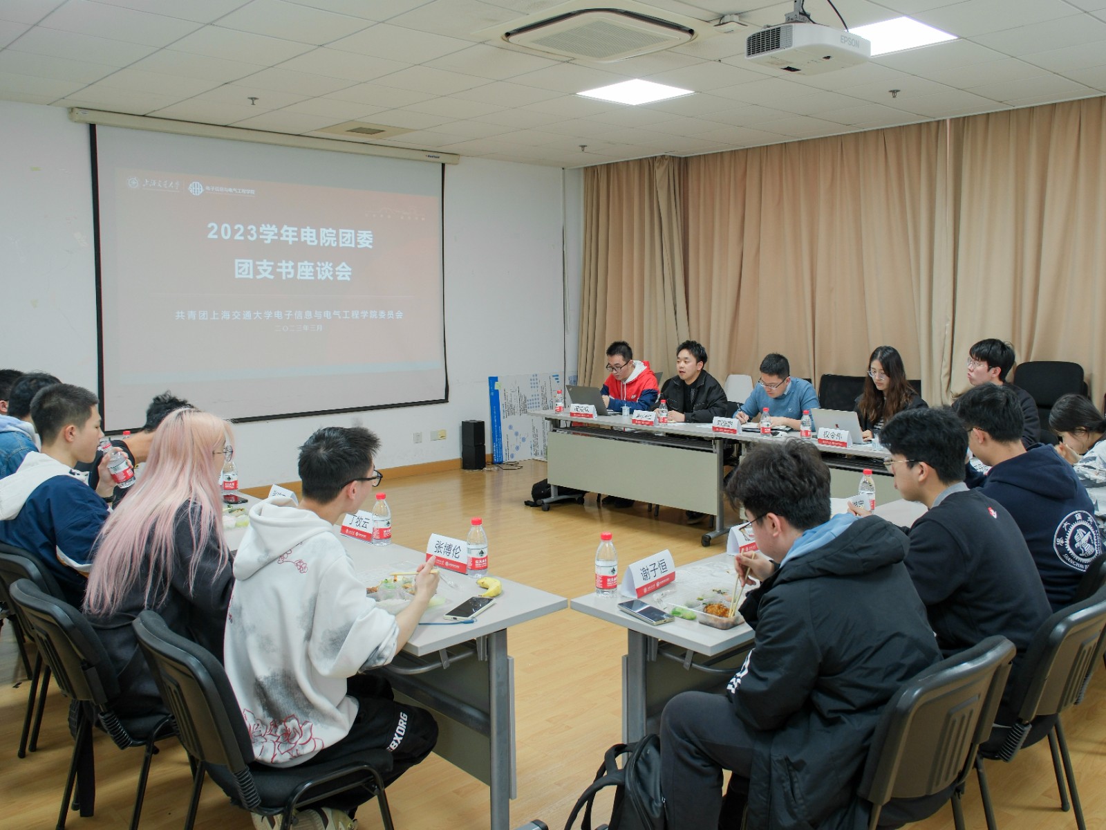 图1.jpg
