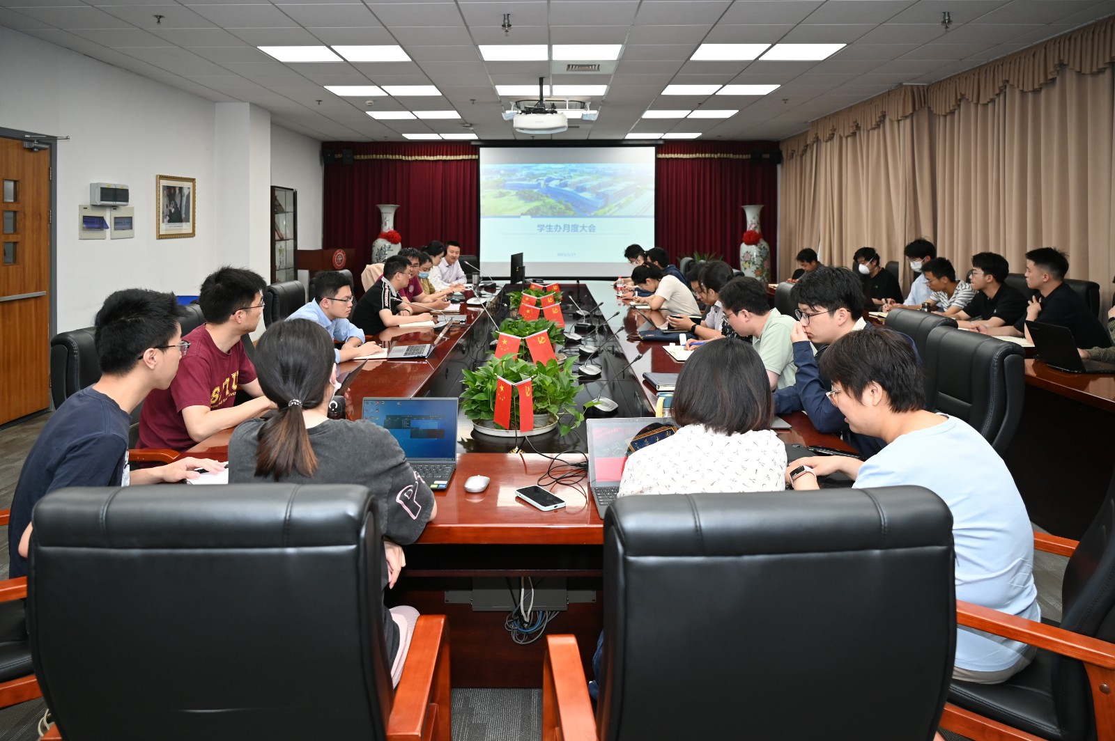 图1.jpg