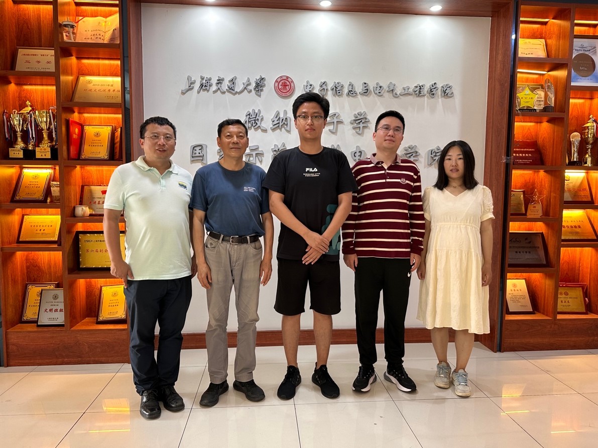 7、合影.jpg
