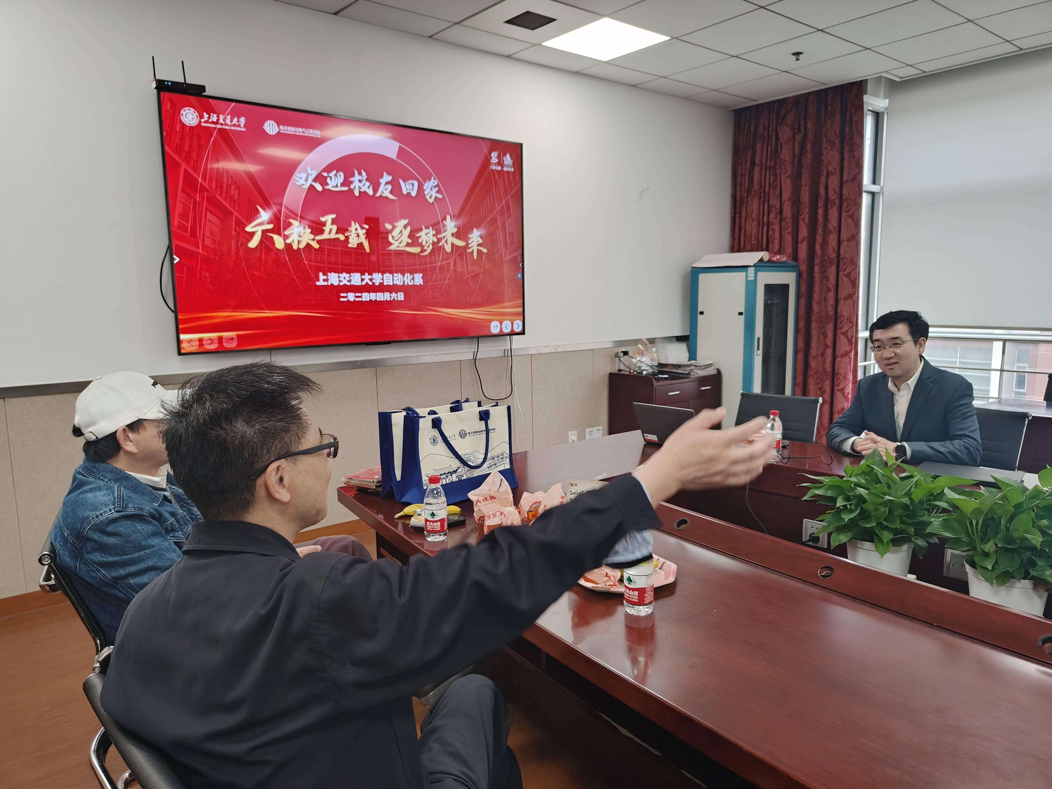 图9.jpg 图9.jpg
